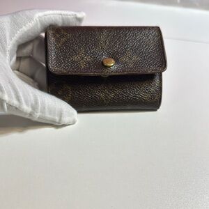 Louis Vuitton Monogram Coin Purse